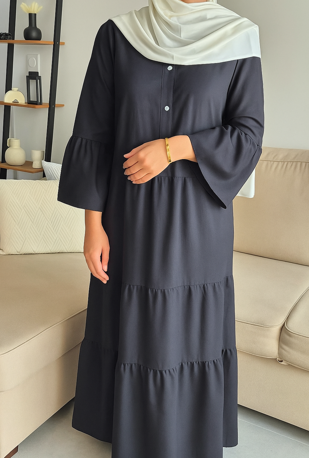 Robe Noire Fluide à Manches Évasées