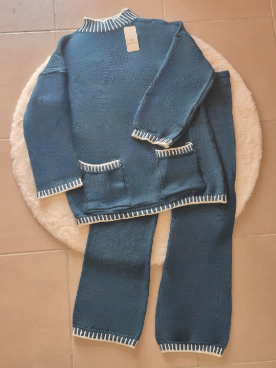 Ensemble Tricoté – Modèle "Nour"