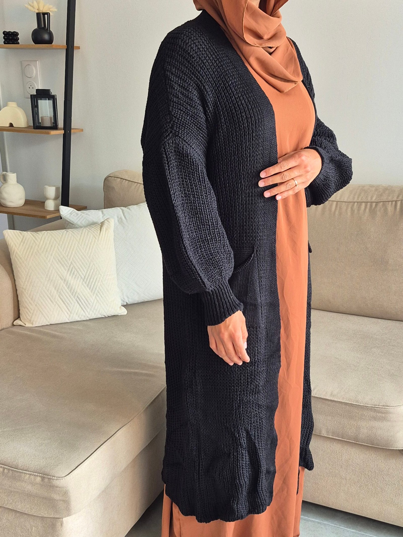 Cardigan Tricot Long – Noire Simplicité